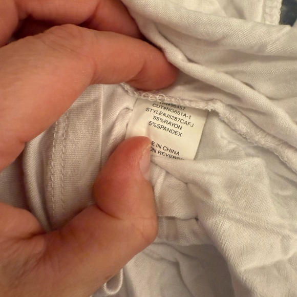 Eyeshadow white top - lightweight - Picture 3 of 4